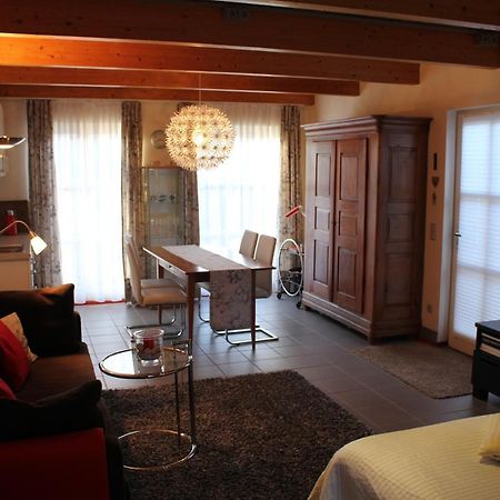 Le Coq Nientiedt Bed & Breakfast Rosrath Exterior photo